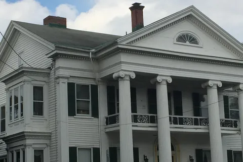 Apenas o passeio histórico