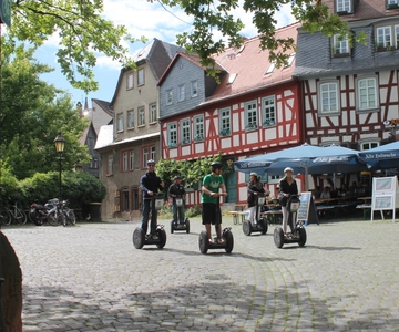 Frankfurt: Green Areas Segway Tour with Guide