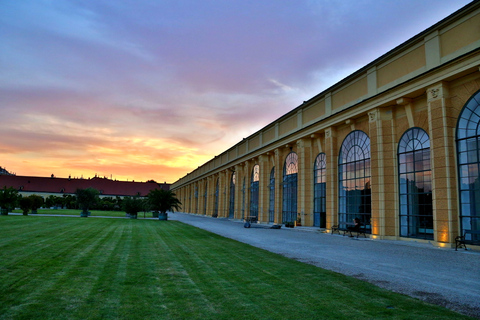 Viena: Tour Noturno, Jantar e Concerto Palácio de SchönbrunnIngresso Categoria B