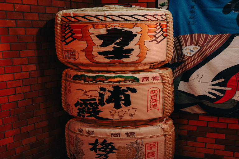 Degustación ilimitada de sake con degustación de sushi Omakase en TokioCata ilimitada de sake con 10 piezas de sushi omakase en Tokio