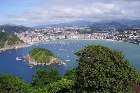 San Sebastian: Hopp på hopp av-sightseeingbuss
