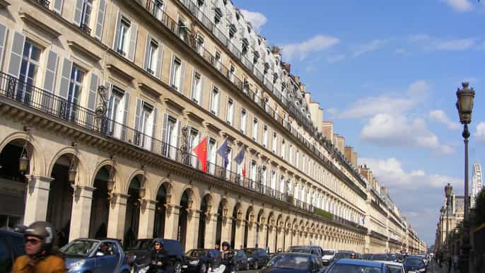 paris right bank 2hour private walking tour