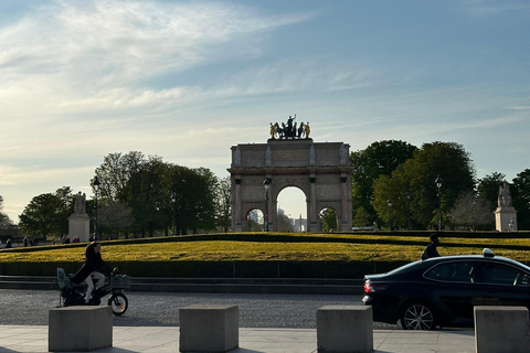 Paryż: Wycieczka piesza po mieście i rejs po Sekwanie