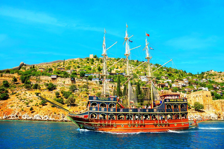 Alanya: Bootstour mit Mittagessen und Schaumparty