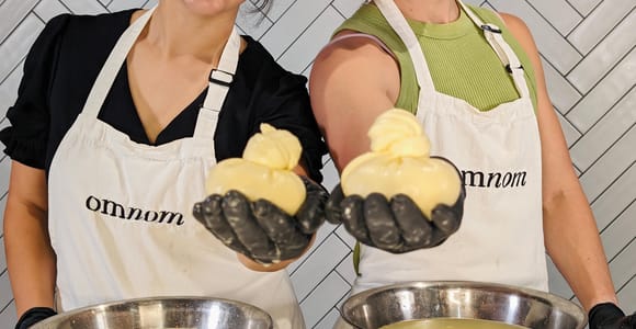 Sydney: Making Cheese & Enjoy Free Bottomless Bubbles