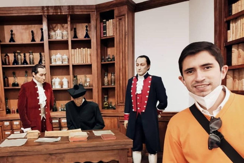 Historic Quito Walking Tour: Power & Death Stories