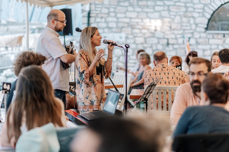 Miasto Korfu: muzyka grecka i korfiańska na żywo w starej fortecy