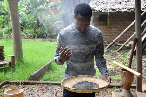 Arusha : Visite des cafés et/ou cours de poterie avec déjeunerTournée des cafés