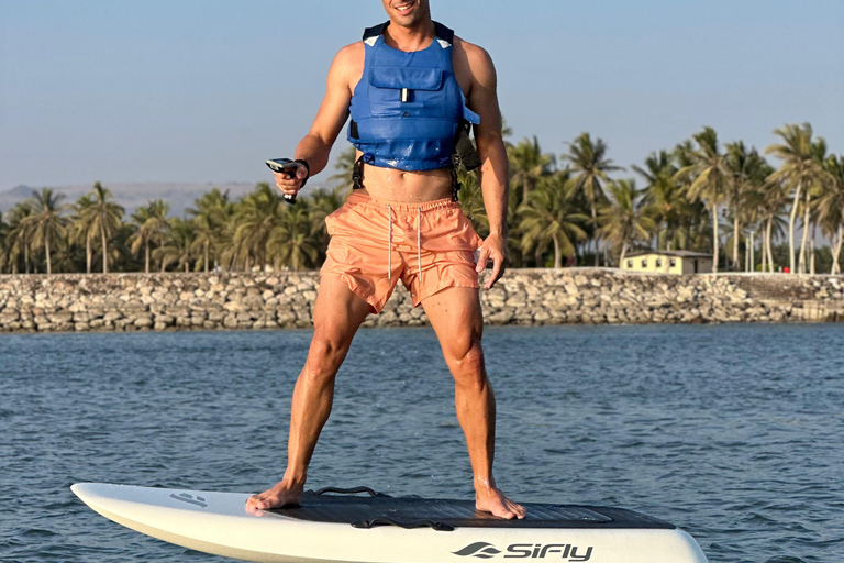 Salalah: Surfboarding Experience