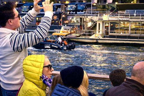 Paris: Day or Evening River Cruise with Musical Ambiance Paris: Evening River Cruise with Musical Ambiance & Postcard