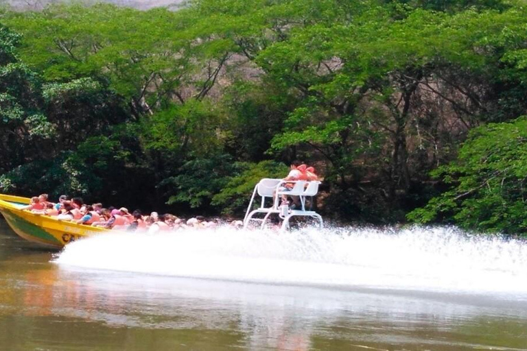 Tuxtla Gutierrez: Sumidero Canyon River and Chiapa de Corzo