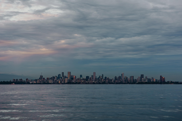 Vancouver Sunset Sailing Cruise