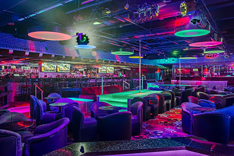 Miami Hip Hop Unique Xperience : Bar, Party Bus &amp; NightclubPackage without Party Bus and Taxes : Pay $25 at check-in