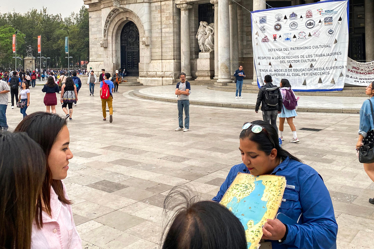 Night tour of CDMX with optional Torre Latino Night tour of CDMX with optional Torre Latino.