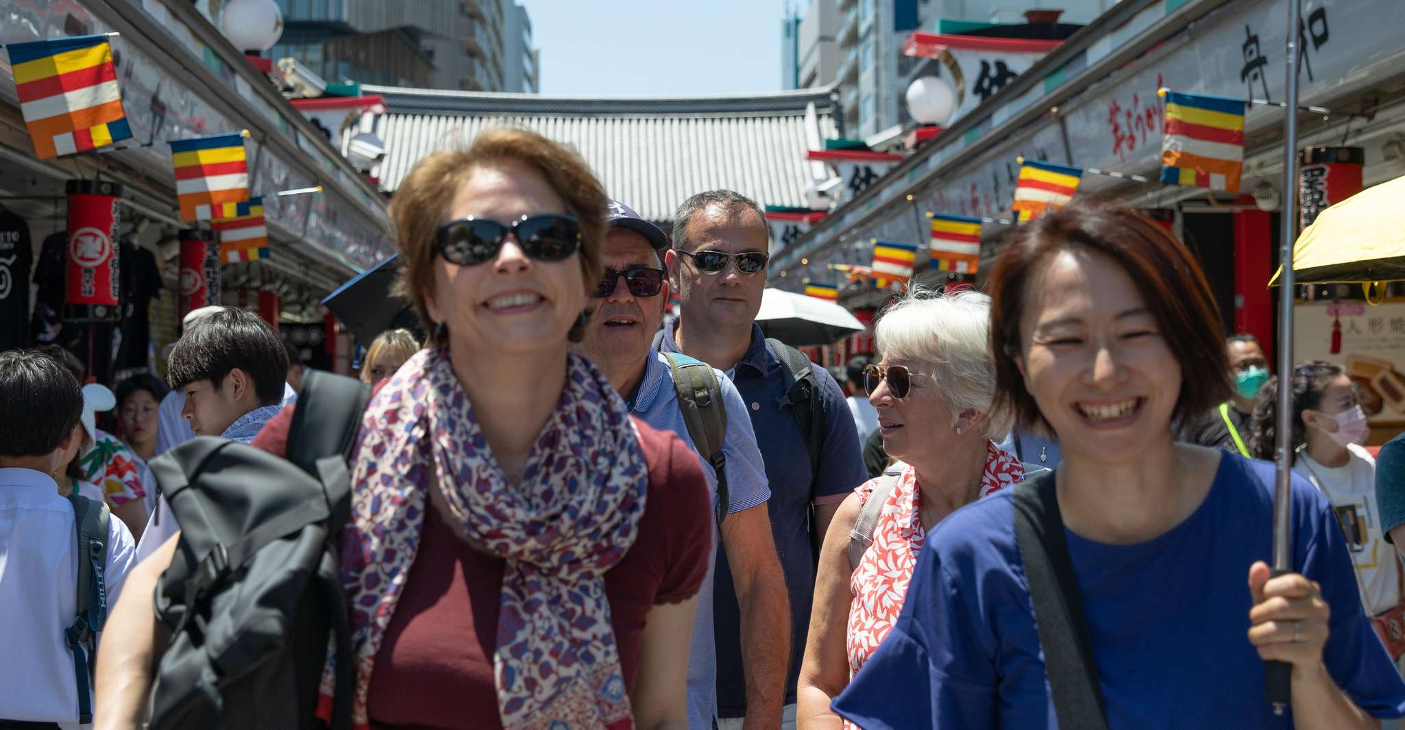 Tokyo: Asakusa Walking Tour with Sensoji Temple Visit