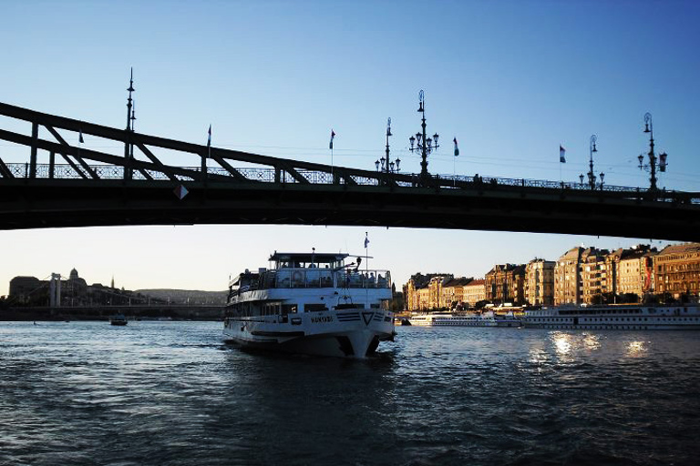 Budapest: tour delle attrazioni per piccoli gruppi