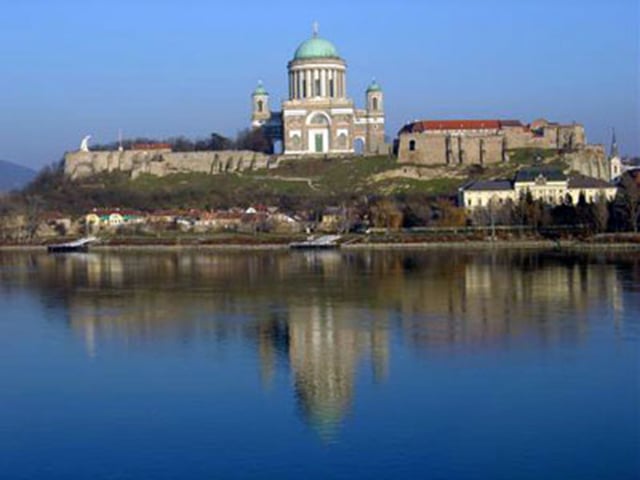 Budapest: Il favoloso tour dell&#039;ansa del Danubio di un giorno intero