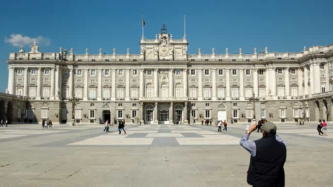 madrid highlights tour and entrance to the royal palace