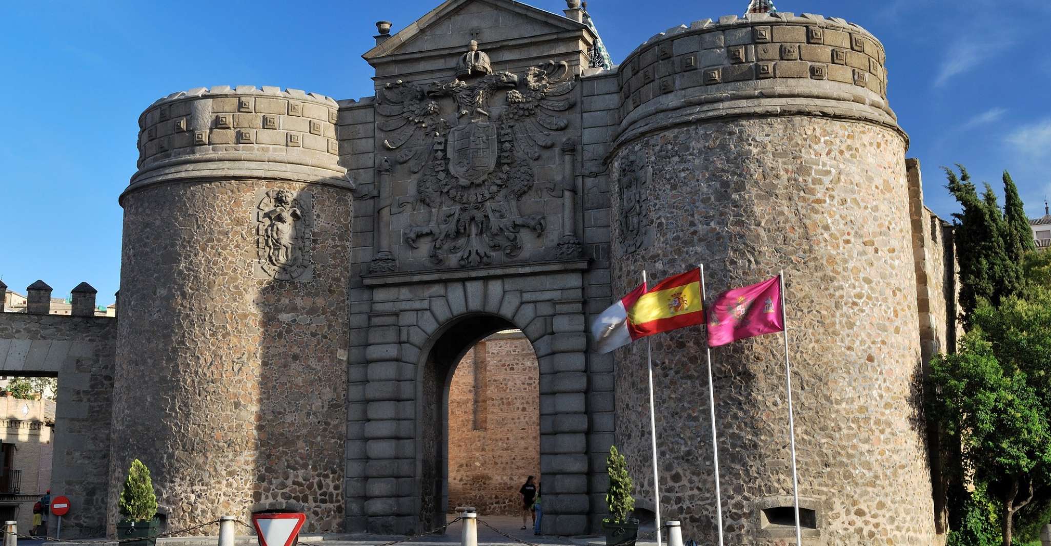 From Madrid, El Escorial, Valley and Segovia Day Trip - Housity