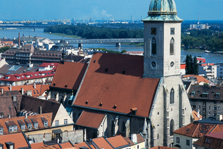 Buurt in Bratislava: dagtour vanuit Boedapest