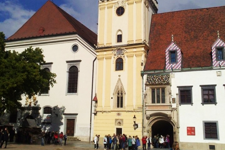 Buurt in Bratislava: dagtour vanuit Boedapest