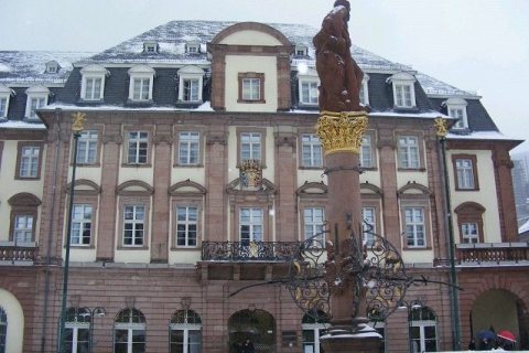 Heidelberg: 2-godzinna wycieczka piesza z Night WatchmanPrivate Tour Grupa w języku niemieckim lub angielskim