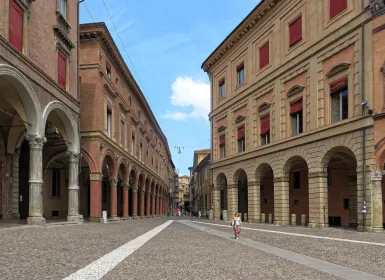 Bologna: Private Tour zu Fuß mit einem ortskundigen Guide