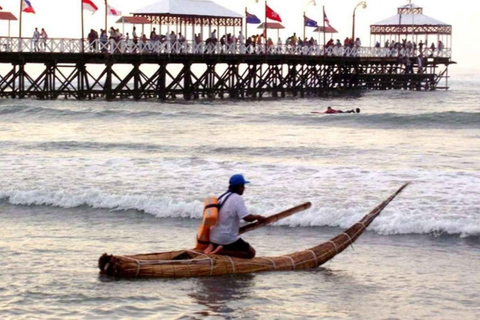 Depuis Trujillo, visite de la plage de Chan Chan et de Huanchaco