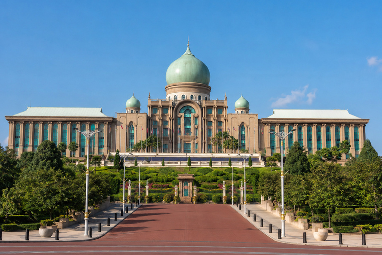 From Kuala Lumpur: Putrajaya Sunset Cruise & KL Night Tour From KL: Putrajaya Sunset Cruise & Night Tour (Shared)