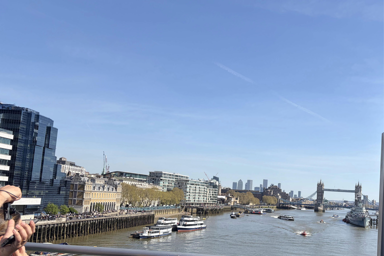 Panoramic London: 2-Hour Open-Top Bus Tour with Live Guide
