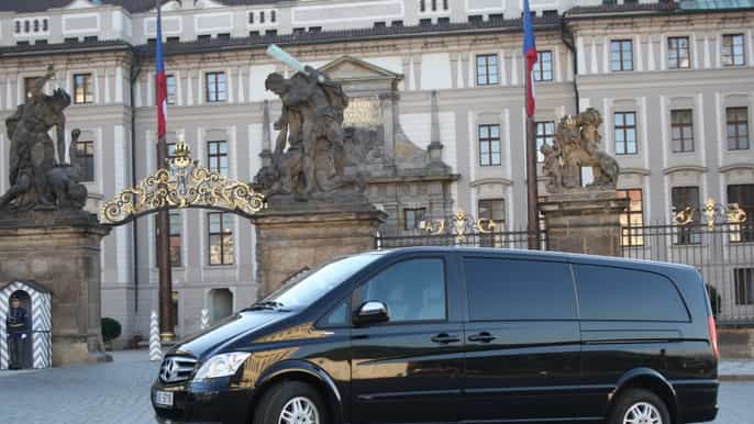 one way shuttle airport hotel transfer in prague