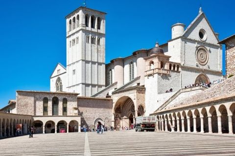 Desde Florencia: tour guiado de un día a Assisi y Cortona