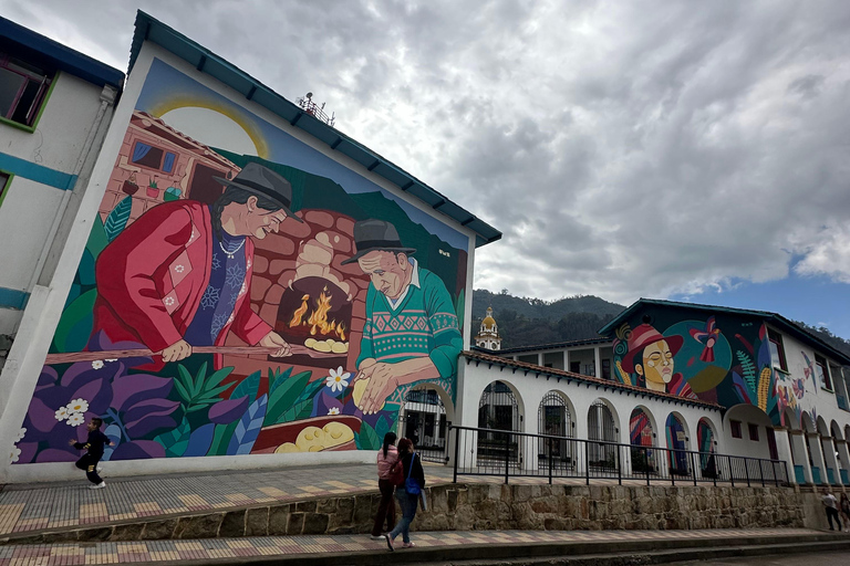 Bogotá: Visit and hike to the highest waterfall in Colombia From Bogotá: Visit and hike to La Chorrera Waterfall