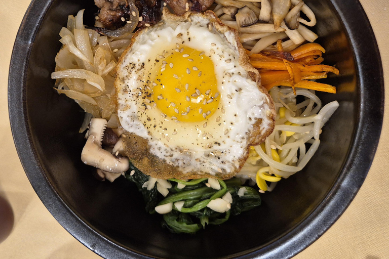 Seoul: 6-Dish Korean Cooking Class & Hidden Alley Tour