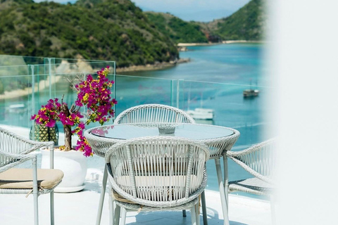 Labuan Bajo: 2 Day Komodo Trip & LoccalCollection Hotel Stay