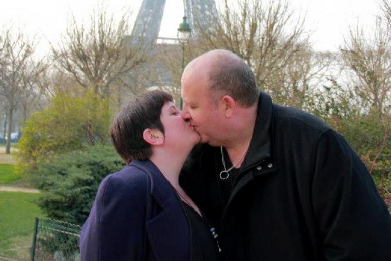 París: sesión de fotos personales de renovación de votos matrimoniales