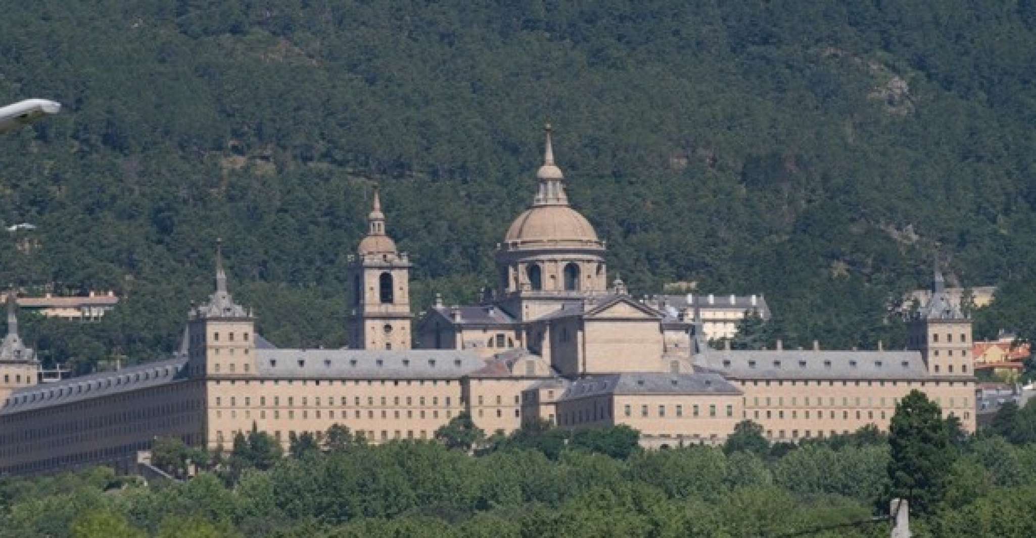 From Madrid, El Escorial, Valley and Segovia Day Trip - Housity