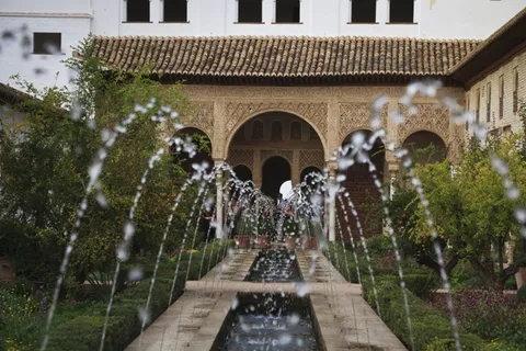 Andalusia and Valencia 6-Day Tour from Barcelona
