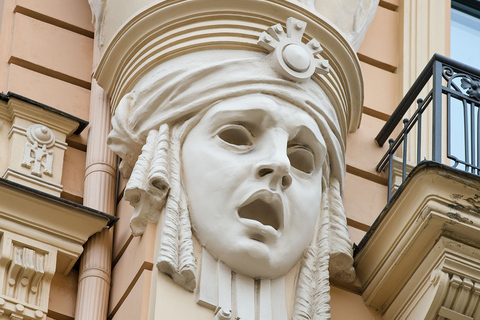 Tour a piedi della bellissima architettura Art Nouveau di RigaTour a piedi della splendida architettura Art Nouveau di Riga