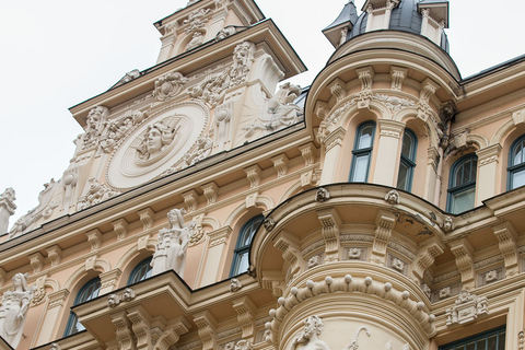 Tour a piedi della bellissima architettura Art Nouveau di RigaTour a piedi della splendida architettura Art Nouveau di Riga