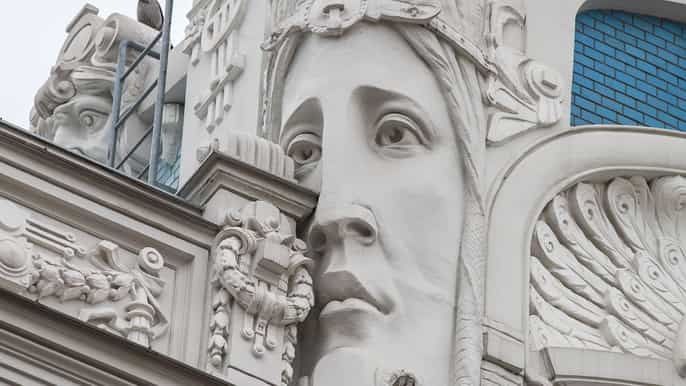 walking tour of rigas beautiful art nouveau architecture