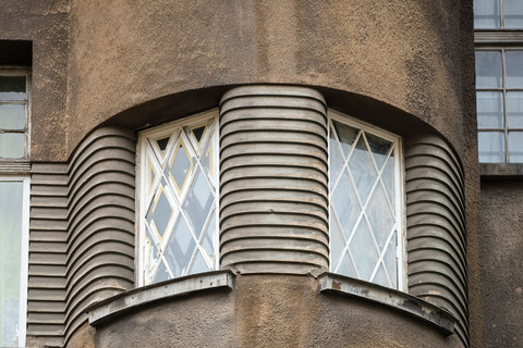 Walking Tour of Riga's Beautiful Art Nouveau Architecture