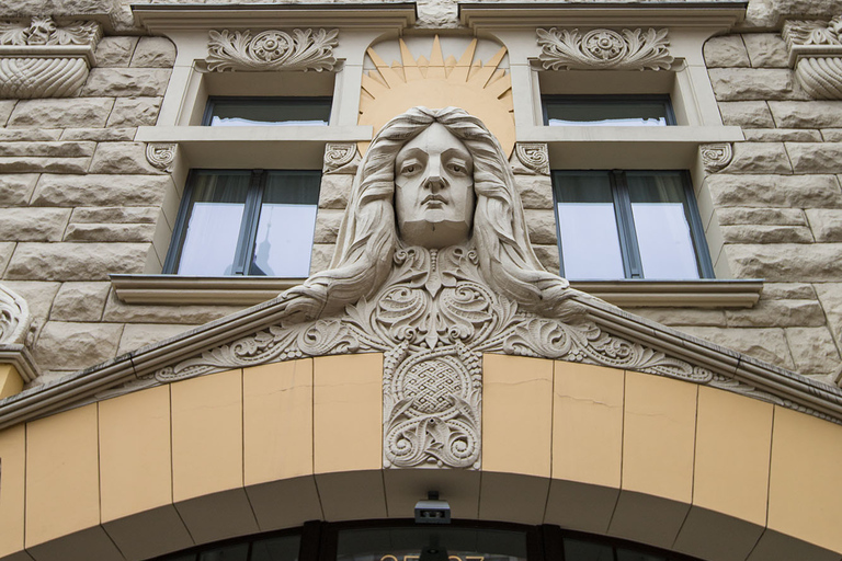 Tour a piedi della bellissima architettura Art Nouveau di RigaTour a piedi della splendida architettura Art Nouveau di Riga