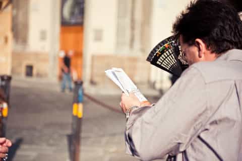 3-Hour Historic WhoDunIt Tour in Florence