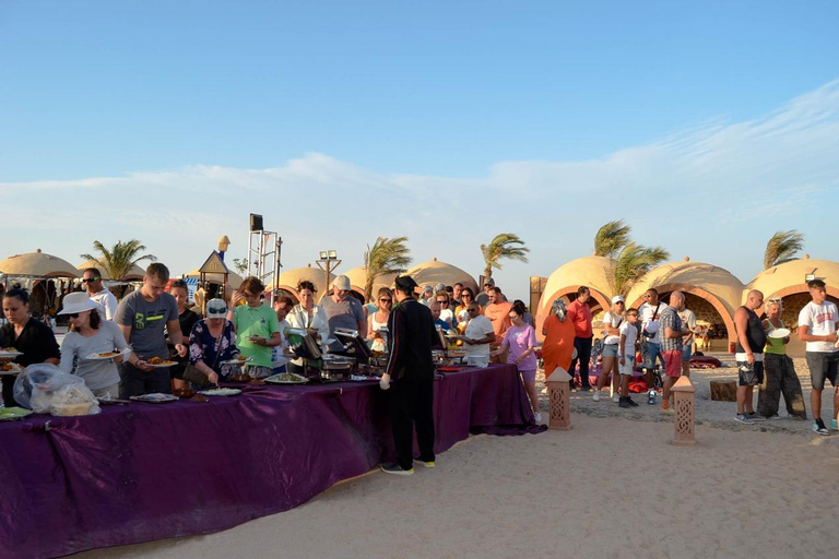 Hurghada: Quad and Buggy Safari with Dinner and ShowPickup from Hurghada City Hotels