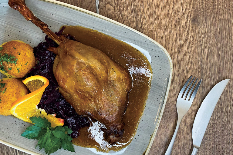 品尝烧鹅的特色城市之旅