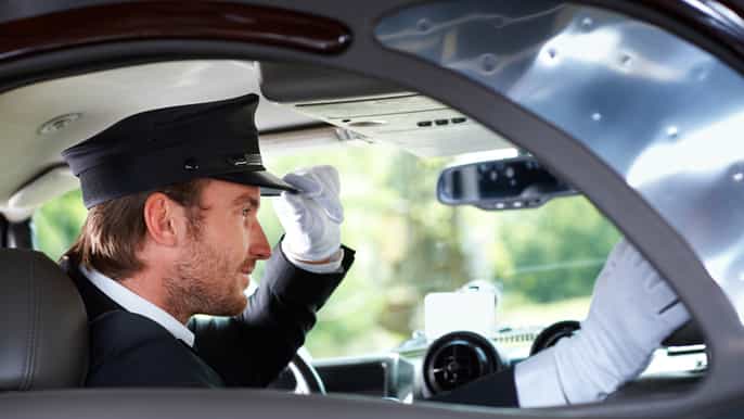hamburg exclusive tour by limousine with chauffeur