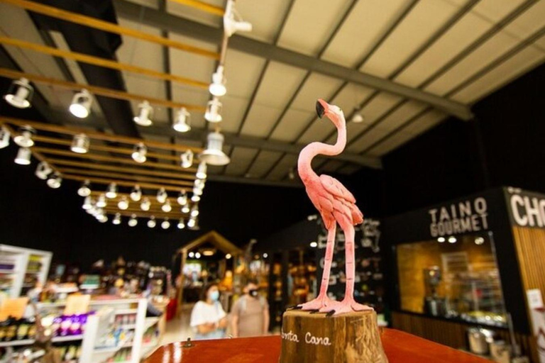 Punta Cana: Souvenir Shopping & Rum Tasting Tour
