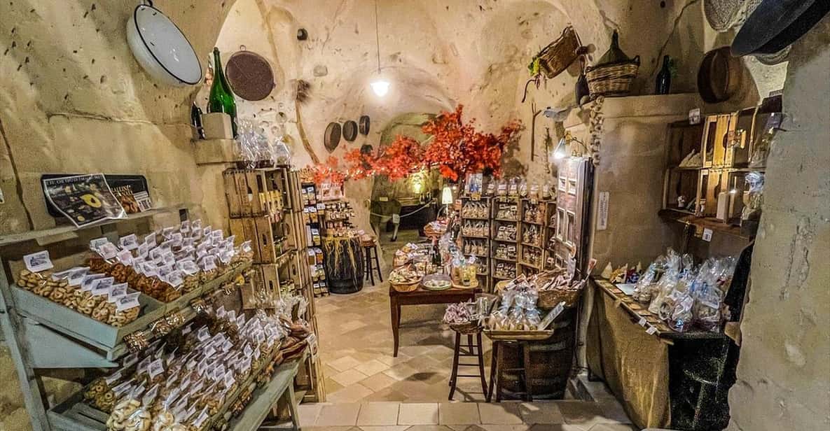 Afbeelding 15 van Matera: Proeverij van lokale producten en wijn in oude grotten in de Sassi