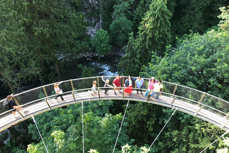 4Tour:Capilano Suspension Br/CAR/Small GROUP+Lake+Dam+Hacher